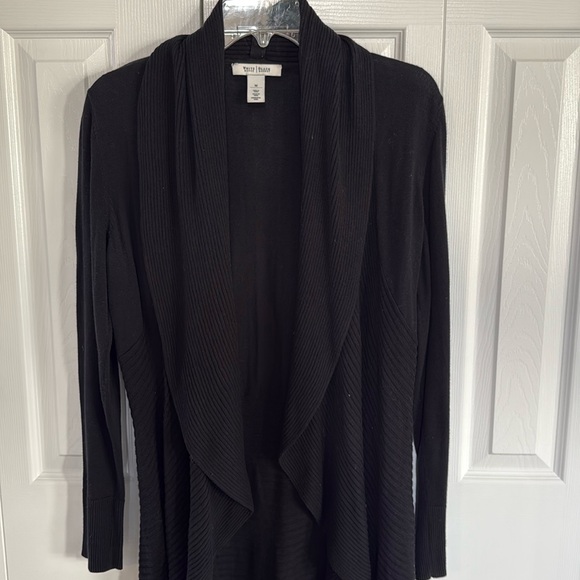 White House Black Market Sweaters - *LIKE NEW* White House Black Market Deep Black Open Cardigan w/ Drape Front - M